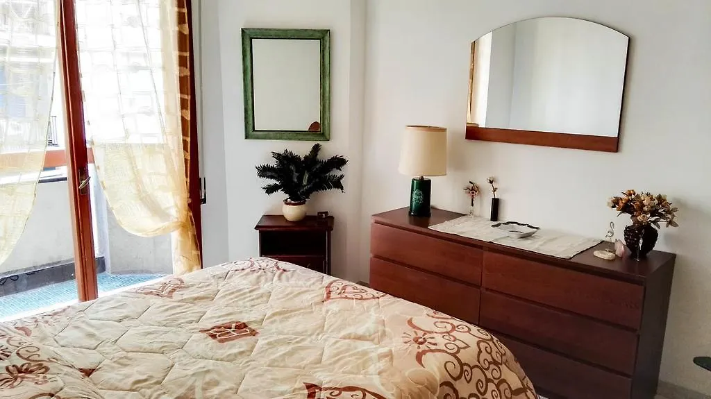 Grattacielo Apartment Rapallo 0*,