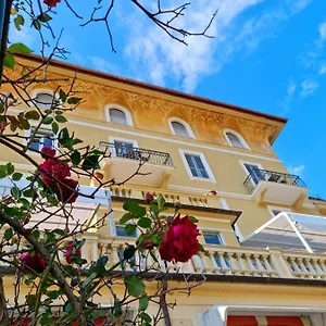 Canali, Portofino Coast Rapallo